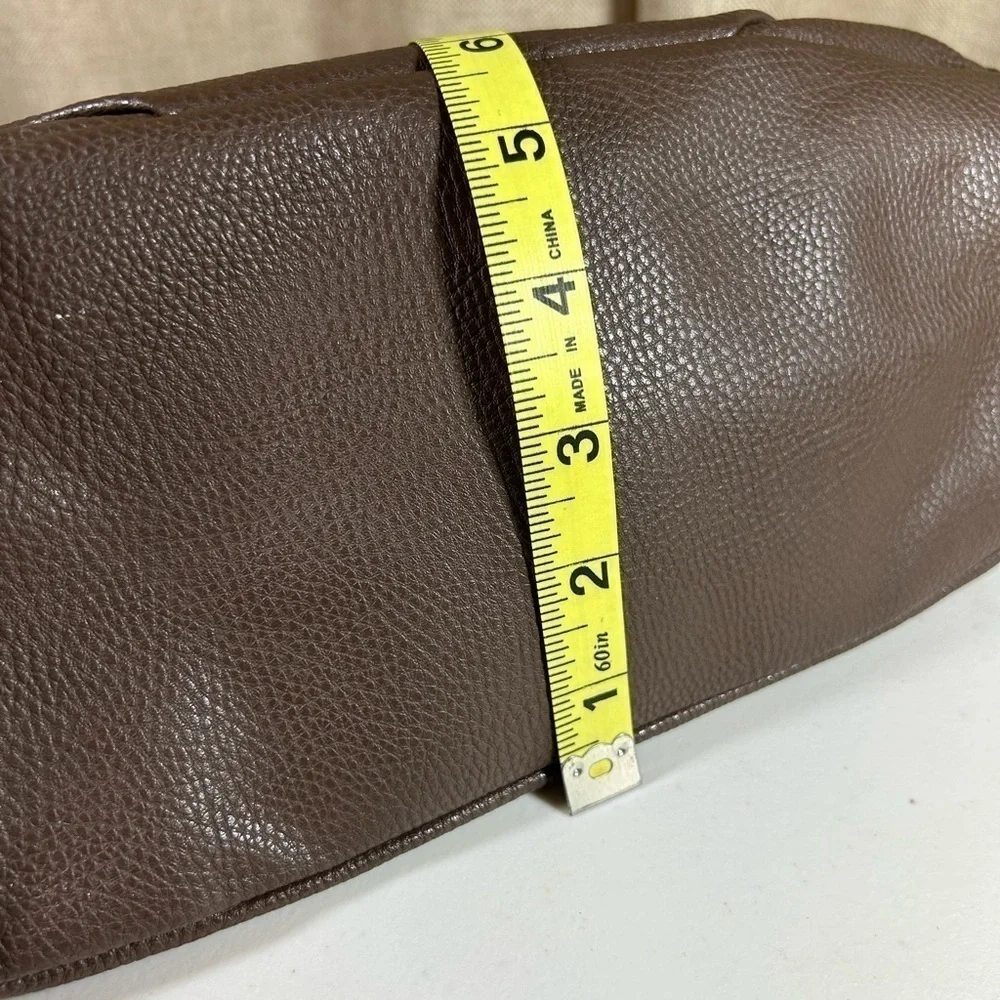 Jaclyn Smith brown shoulder bag